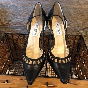 Jimmy Choo EUC/NWOT black pump with cutouts